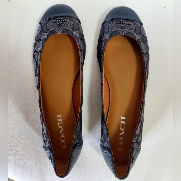 Chelsea Signature C Ballet Flat - Picture 6 of 10